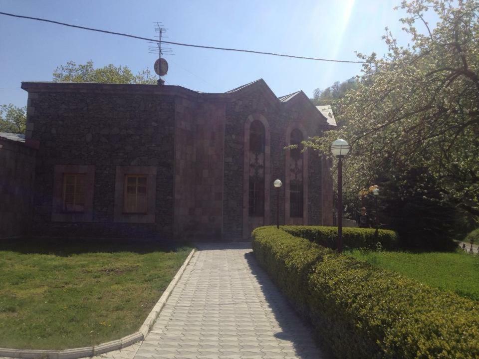 Anush Restaurant/Hotel Vanadzor Exterior foto